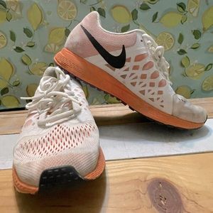 Like New nike Pegasus wms 9